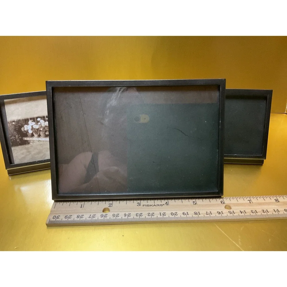 Set of 3 Metal & Glass Picture Frames Brushed Silver Industrial Tabletop DF4086A